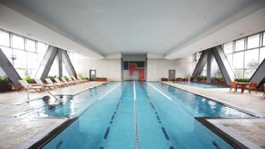 室內溫水游泳池